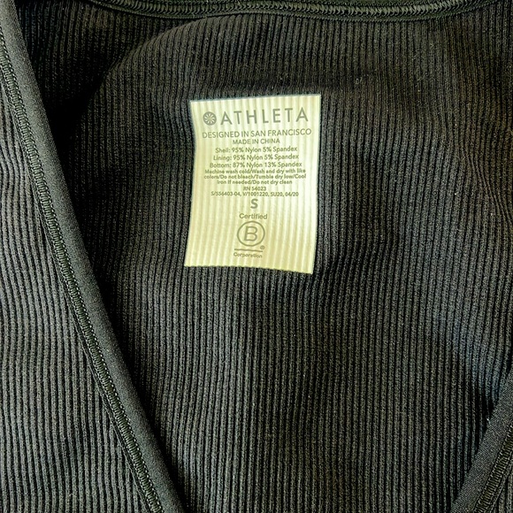 Athleta Aurora Crop Top - Picture 2 of 3